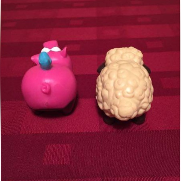 Barnyard Silly/Rubbery/Solid Animal Figures - Picture 8 of 14